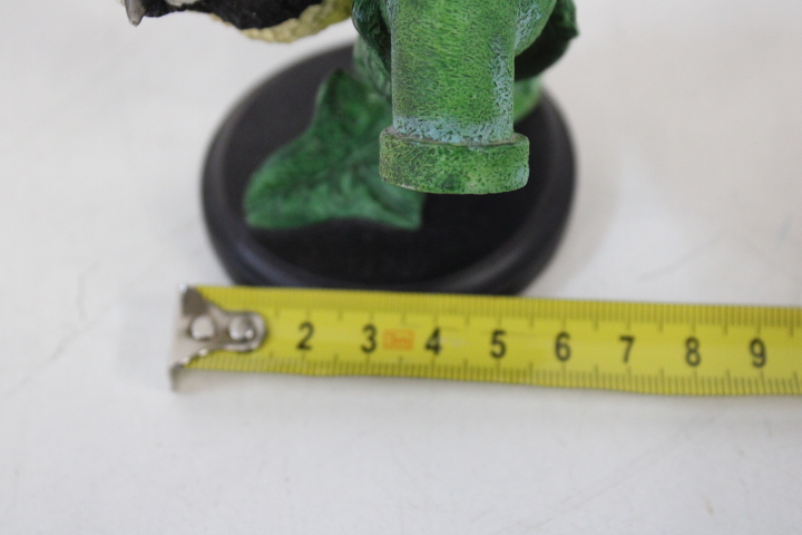 Collectie kleine beeldjes van dieren en figuren – foto 24 – kavel bij GSD Auctions, Zoeterwoude