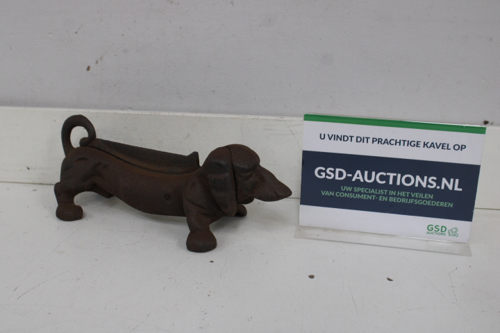 Gietijzeren teckel – foto 2 – kavel bij GSD Auctions, Zoeterwoude