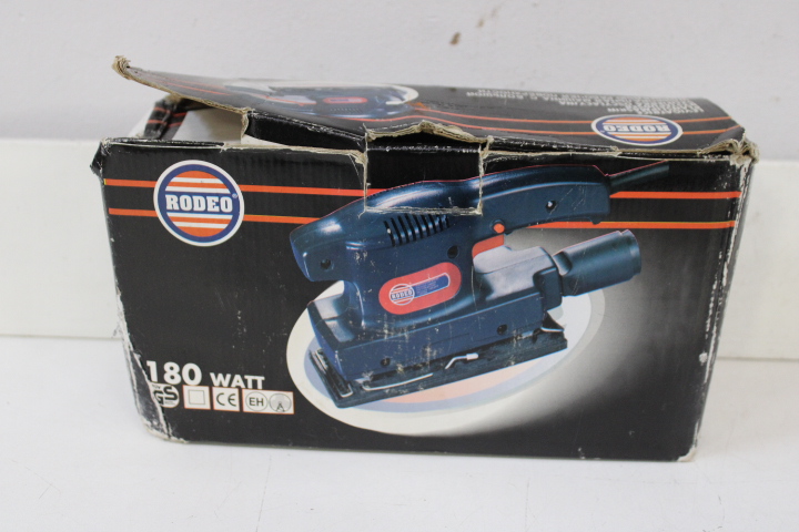 Rodeo elektrische schuurmachine 180 Watt – foto 4 – kavel bij GSD Auctions, Zoeterwoude