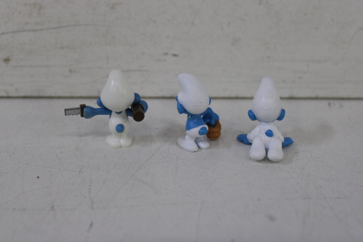 Verzameling Smurfen figuren – foto 10 – kavel bij GSD Auctions, Zoeterwoude