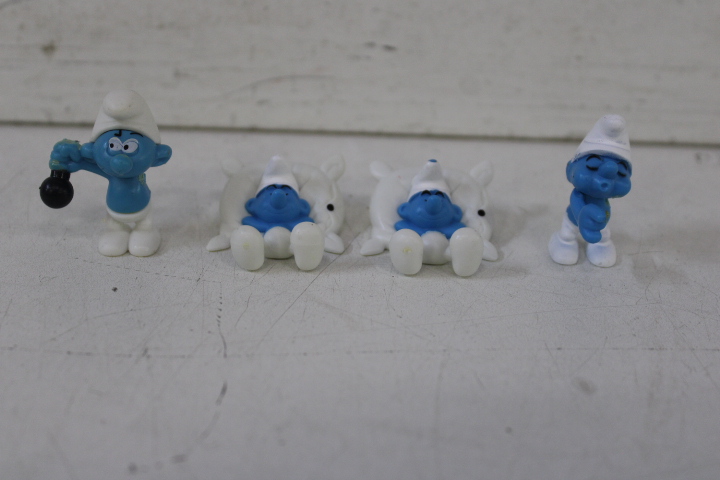 Verzameling Smurfen figuren – foto 11 – kavel bij GSD Auctions, Zoeterwoude