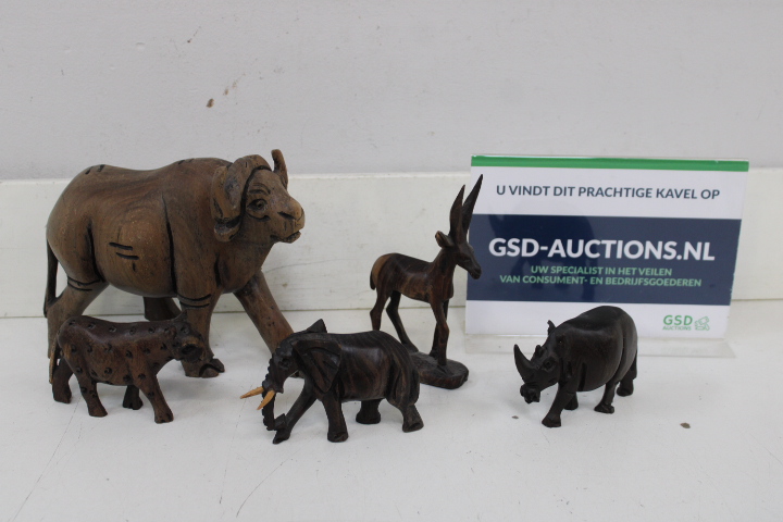 Houten dierenbeeldjes set – foto 2 – kavel bij GSD Auctions, Zoeterwoude