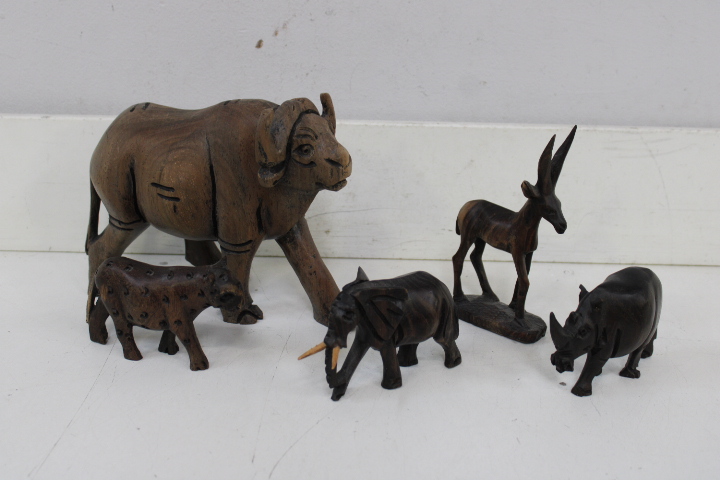 Houten dierenbeeldjes set – foto 3 – kavel bij GSD Auctions, Zoeterwoude