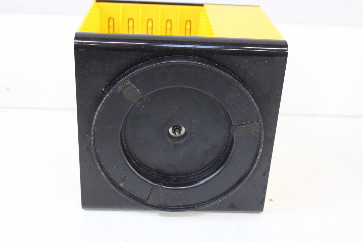 cassette bandjes houder – foto 9 – kavel bij GSD Auctions, Zoeterwoude