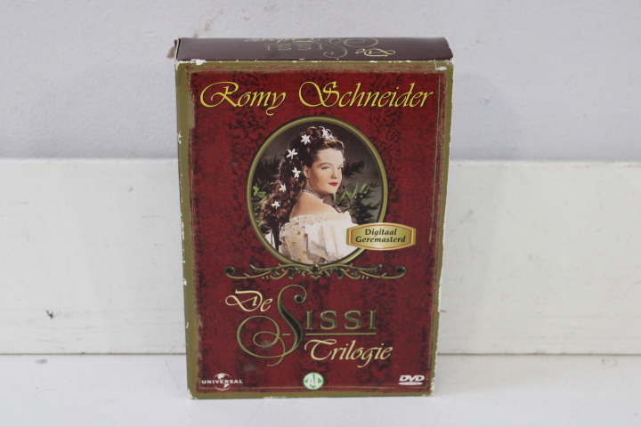DVD Box De Sissi Trilogie Romy Schneider – foto 3 – kavel bij GSD Auctions, Zoeterwoude