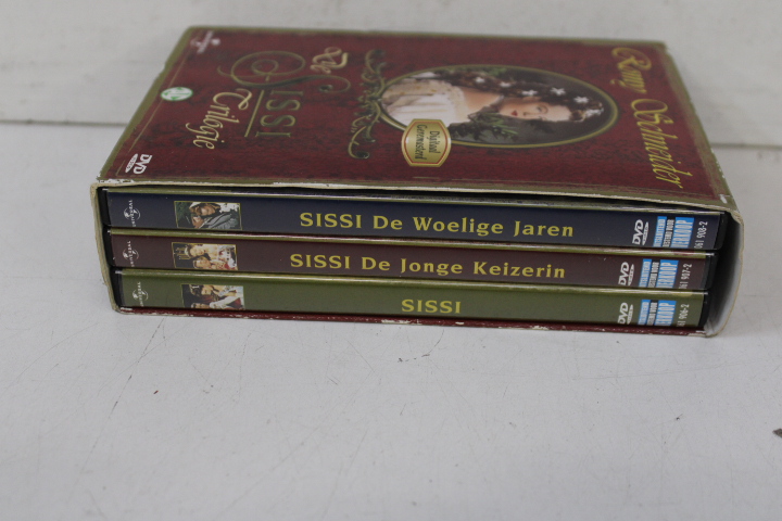 DVD Box De Sissi Trilogie Romy Schneider – foto 5 – kavel bij GSD Auctions, Zoeterwoude