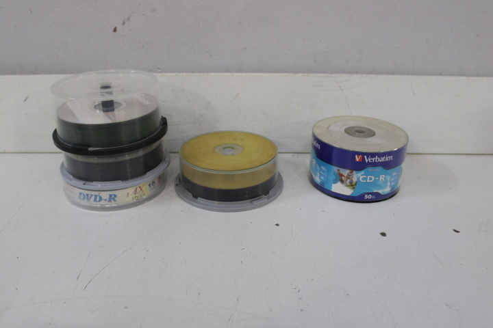 Diverse lege CD-R, DVD-R en DVD+RW schijven in stapels en verpakkingen – foto 16 – kavel bij GSD Auctions, Zoeterwoude