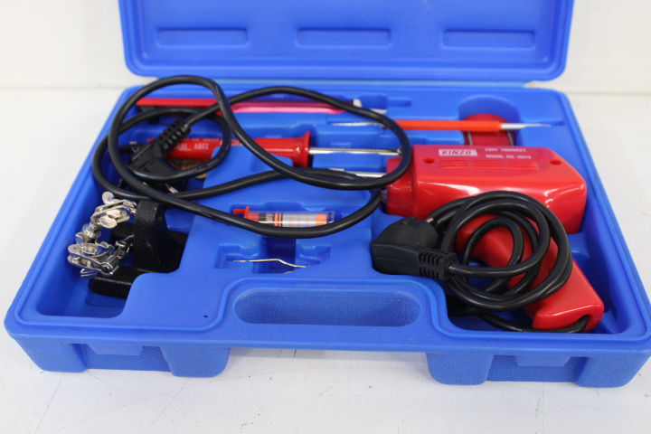 Rood soldeerapparaat met toebehoren in blauwe opbergkoffer – foto 3 – kavel bij GSD Auctions, Zoeterwoude