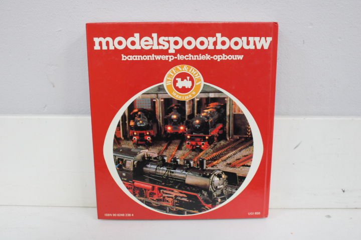 Modelspoorbouw set met treinen en rails – foto 5 – kavel bij GSD Auctions, Zoeterwoude