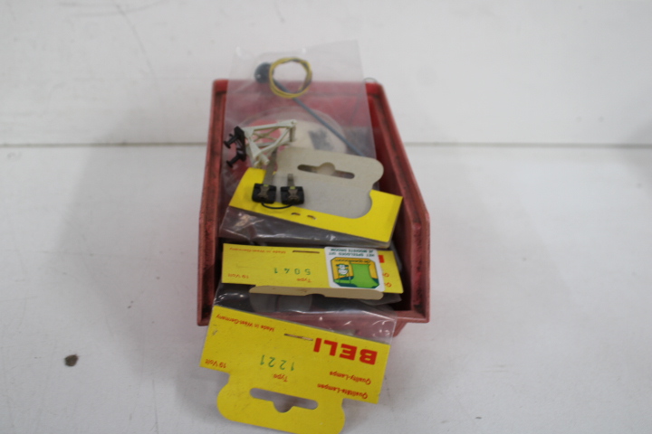 Modelspoorbouw set met treinen en rails – foto 8 – kavel bij GSD Auctions, Zoeterwoude