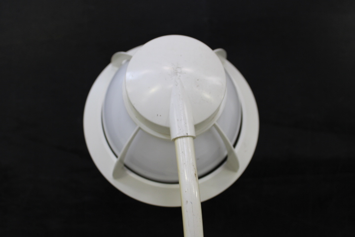 Hanglamp met 3 glazen bollen – foto 13 – kavel bij GSD Auctions, Zoeterwoude