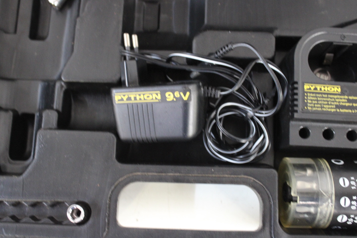 Gardena accu schroef machine set met lamp – foto 7 – kavel bij GSD Auctions, Zoeterwoude