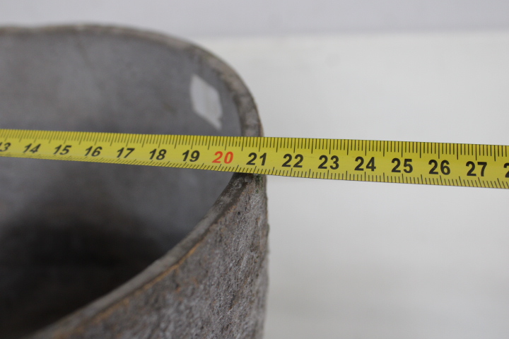 Set van 2 plantenpotten – foto 15 – kavel bij GSD Auctions, Zoeterwoude