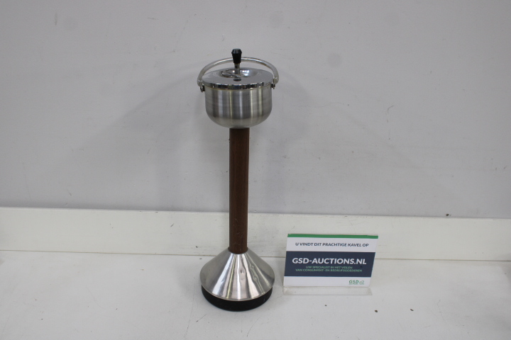 Asbak staand met metalen bekken – foto 2 – kavel bij GSD Auctions, Zoeterwoude