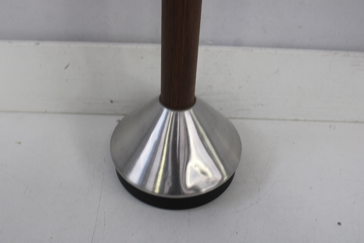 Asbak staand met metalen bekken – foto 10 – kavel bij GSD Auctions, Zoeterwoude