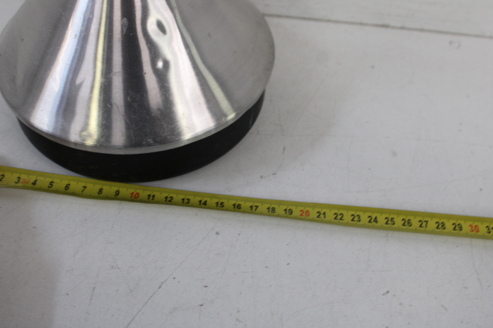 Asbak staand met metalen bekken – foto 12 – kavel bij GSD Auctions, Zoeterwoude