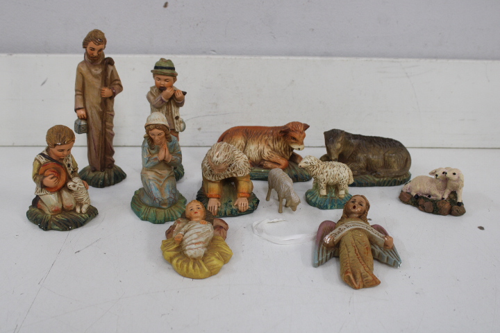 Keramische kerststalfiguren met Bijbelse dieren en mensen – foto 4 – kavel bij GSD Auctions, Zoeterwoude