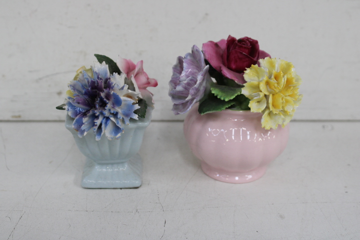 Diverse porseleinen figuren en vaasjes – foto 11 – kavel bij GSD Auctions, Zoeterwoude