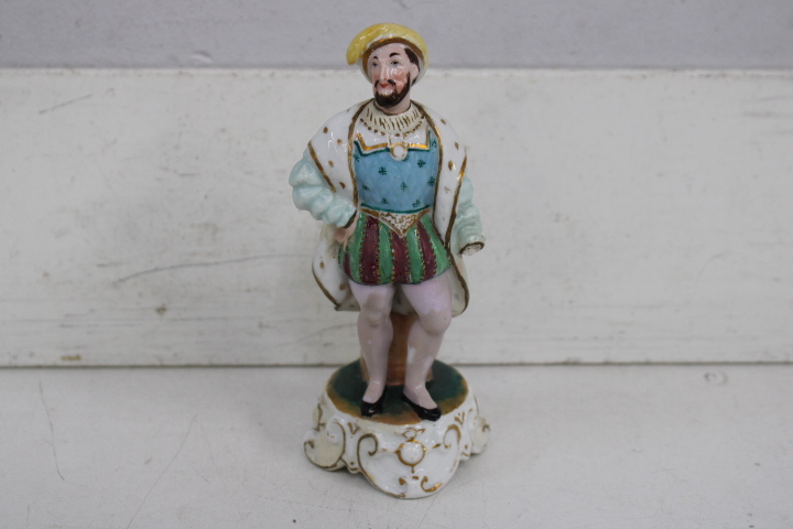 Diverse porseleinen figuren en vaasjes – foto 22 – kavel bij GSD Auctions, Zoeterwoude