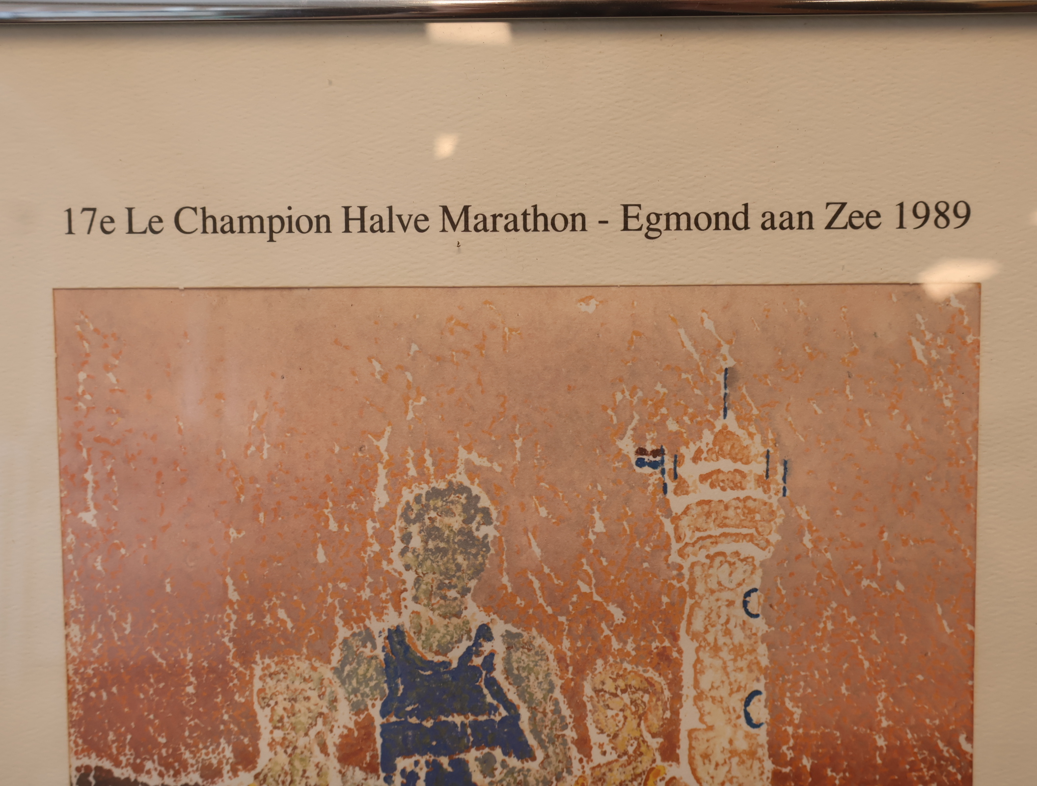 16e Le Champion Halve Marathon - Egmond aan Zee 1989 ingelijste print – foto 3 – kavel bij GSD Auctions, Zoeterwoude