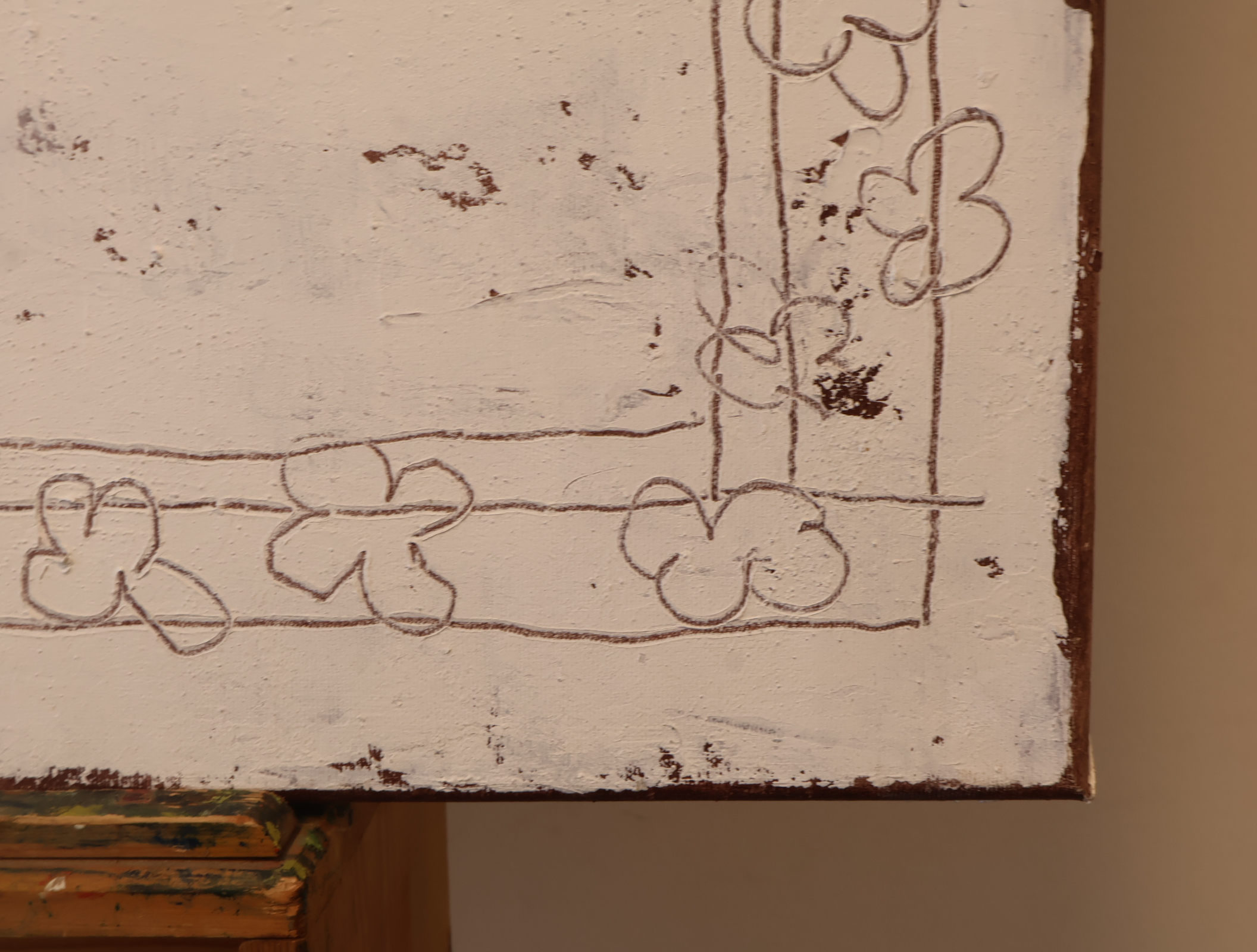 Vierkant canvas met gekraste bloemen in verf – foto 2 – kavel bij GSD Auctions, Zoeterwoude