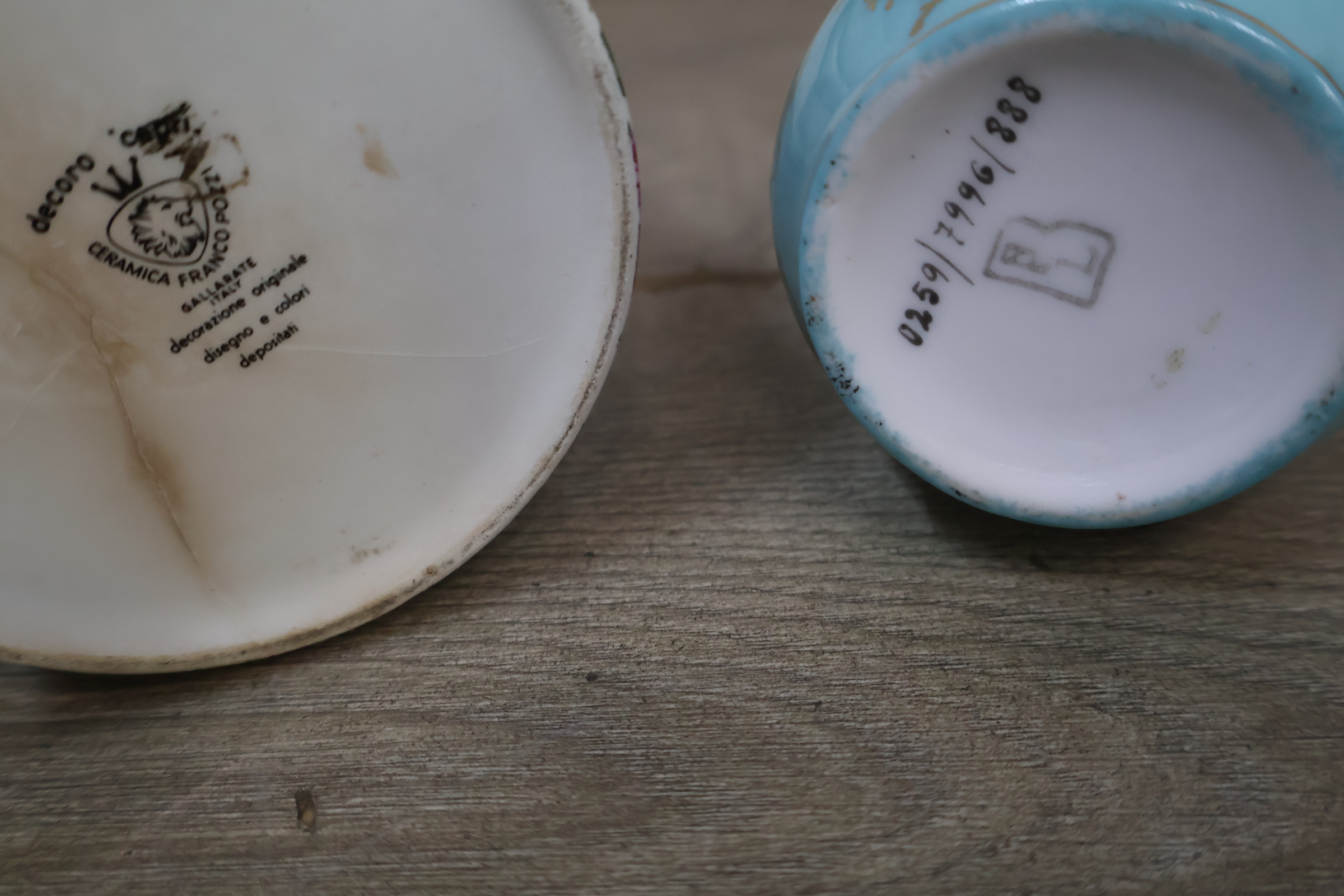 Porseleinen doosjes met decoratieve deksels – foto 8 – kavel bij GSD Auctions, Zoeterwoude