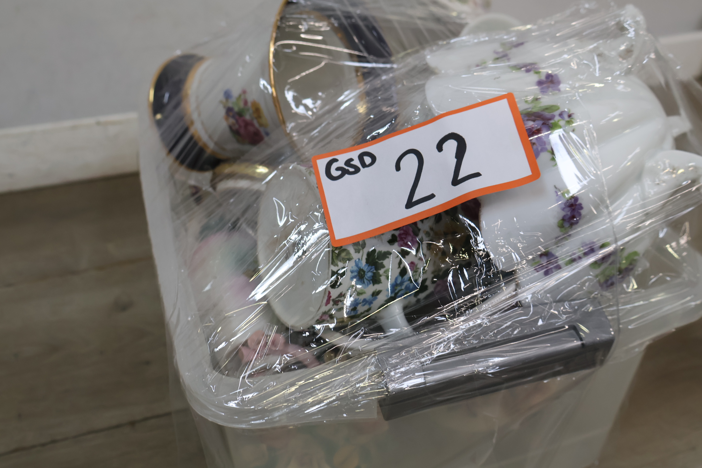 Porseleinen doosjes met decoratieve deksels – foto 15 – kavel bij GSD Auctions, Zoeterwoude