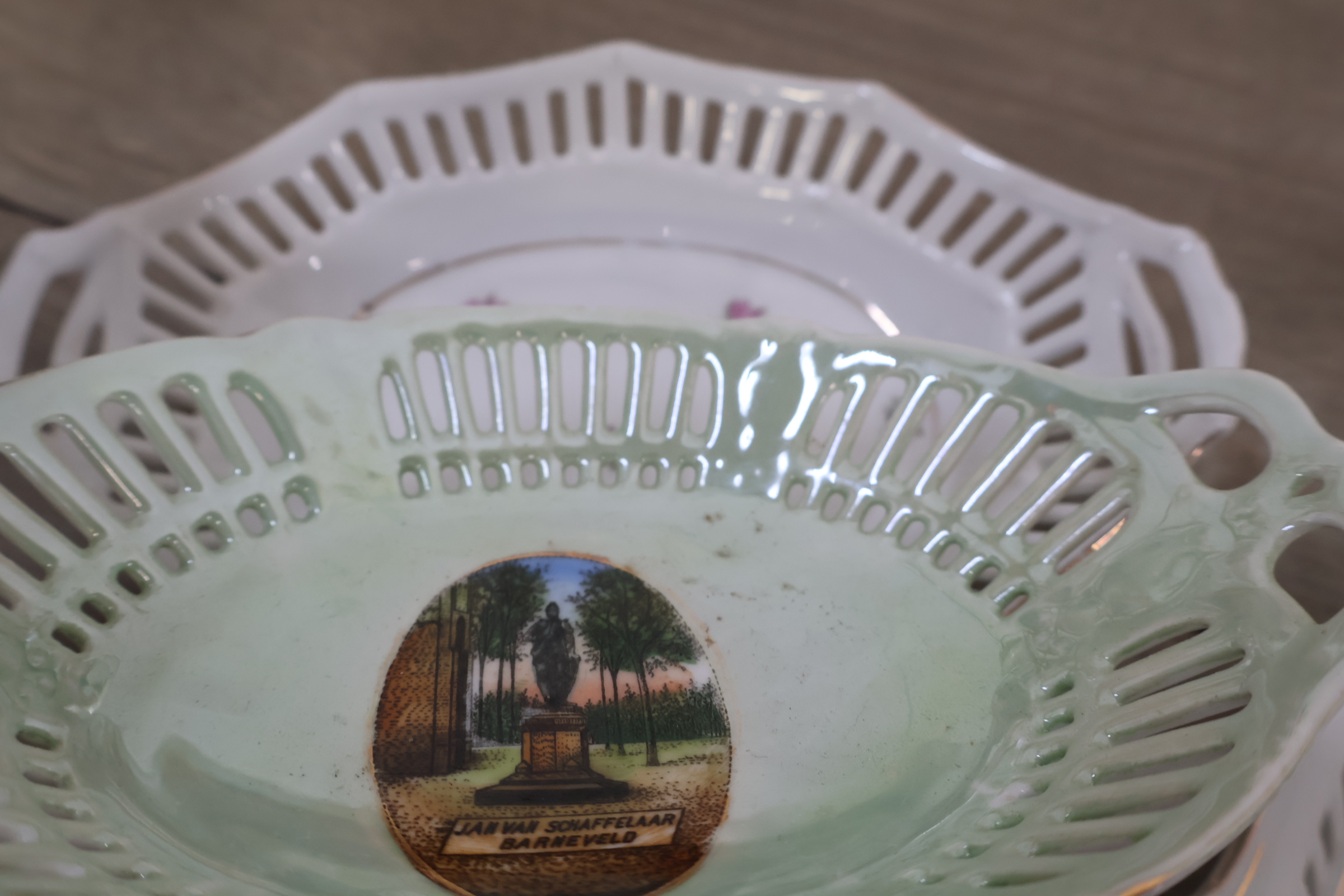 Porseleinen doosjes met decoratieve deksels – foto 24 – kavel bij GSD Auctions, Zoeterwoude