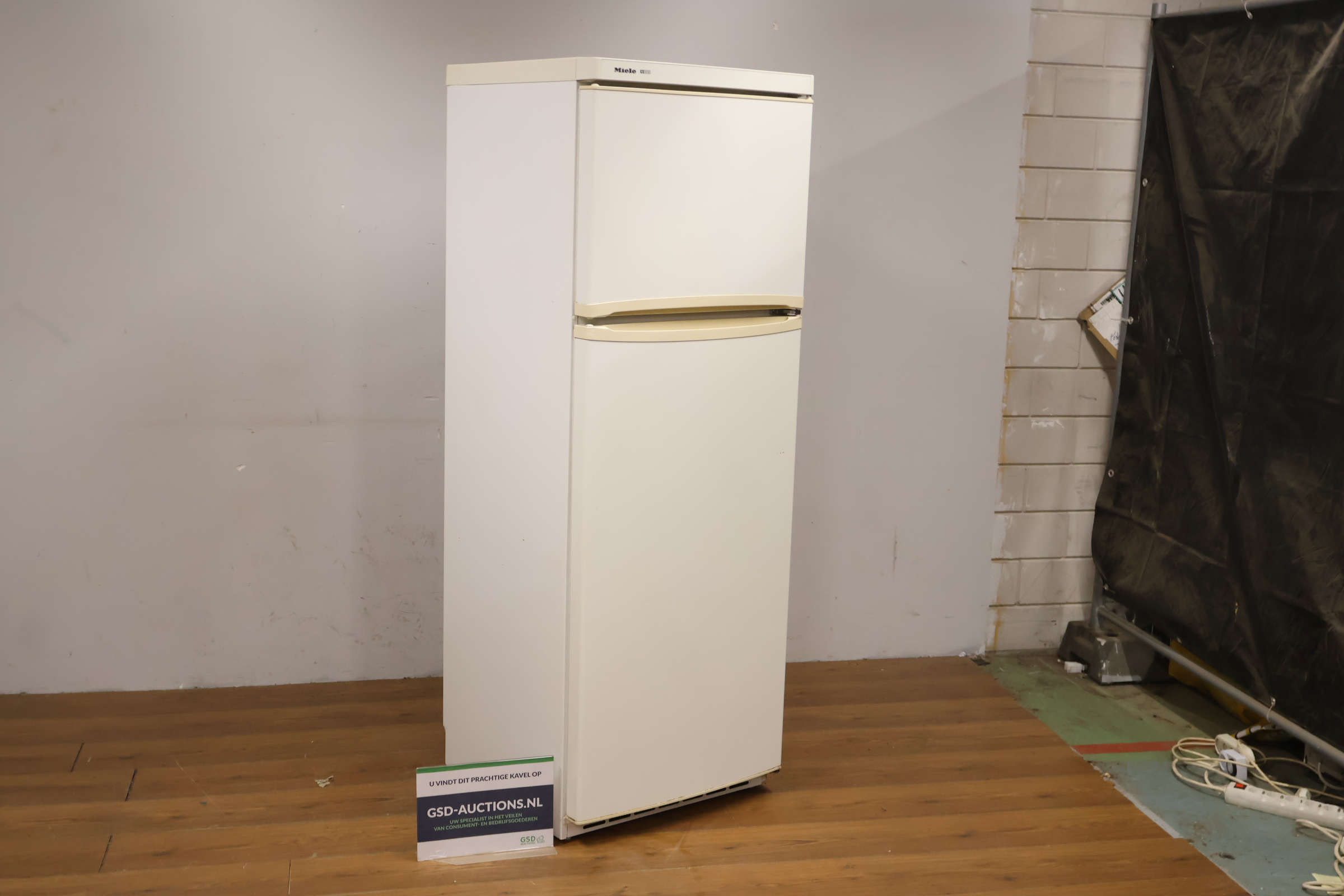 Miele koelkast - Koelvries-combinatie – foto 2 – kavel bij GSD Auctions, Zoeterwoude