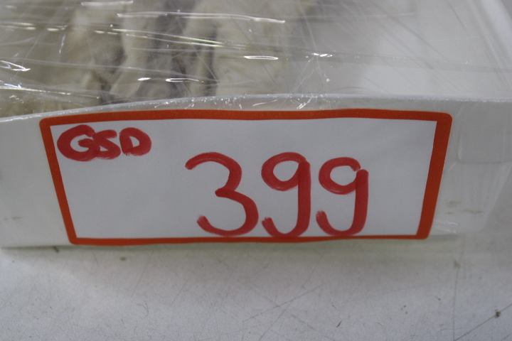 Set van 2 Ivoorkleurige Oosterse beelden – foto 23 – kavel bij GSD Auctions, Zoeterwoude