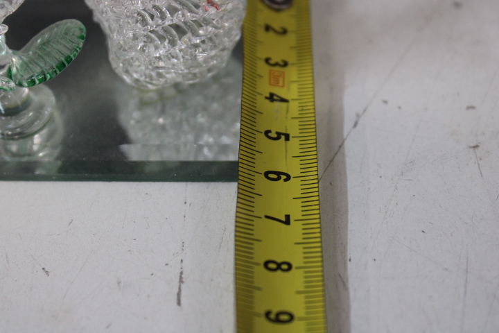 Diverse glas-en metalen miniaturen – foto 29 – kavel bij GSD Auctions, Zoeterwoude