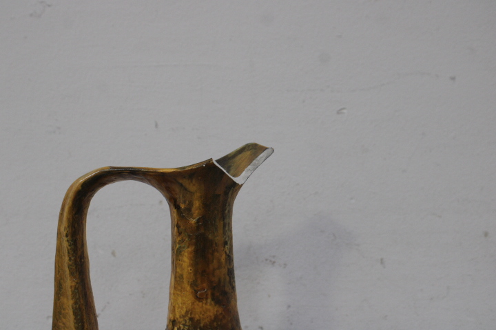 Twee Griekse stijl kruiken met schilderingen – foto 16 – kavel bij GSD Auctions, Zoeterwoude