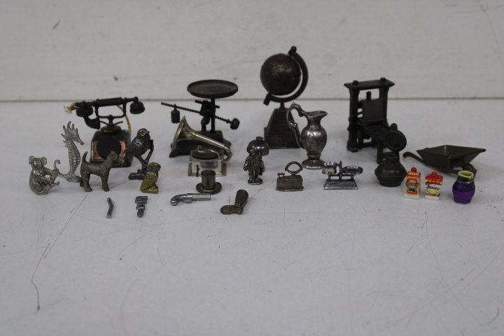 Vintage miniatuur metalen objecten set – foto 4 – kavel bij GSD Auctions, Zoeterwoude