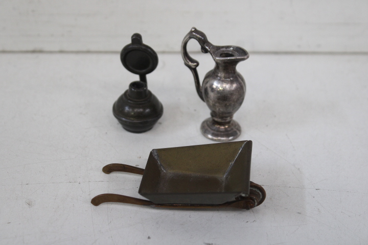 Vintage miniatuur metalen objecten set – foto 9 – kavel bij GSD Auctions, Zoeterwoude