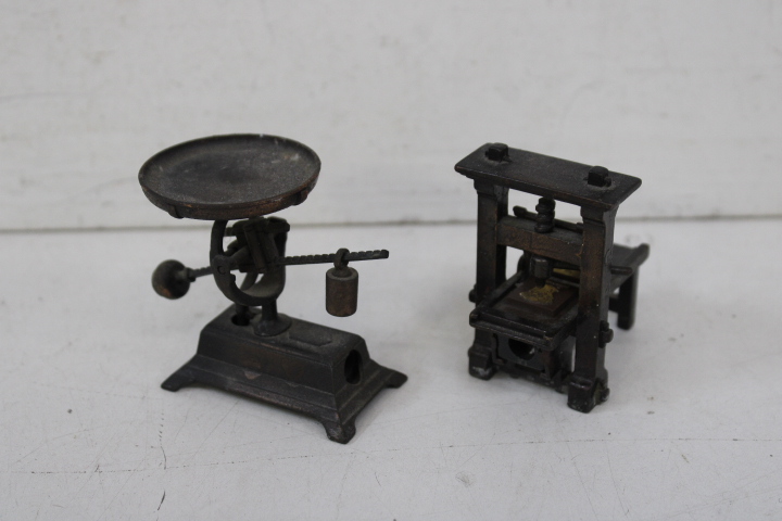 Vintage miniatuur metalen objecten set – foto 20 – kavel bij GSD Auctions, Zoeterwoude