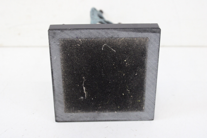 Abstract bronzen beeld op zwart marmeren voet – foto 11 – kavel bij GSD Auctions, Zoeterwoude