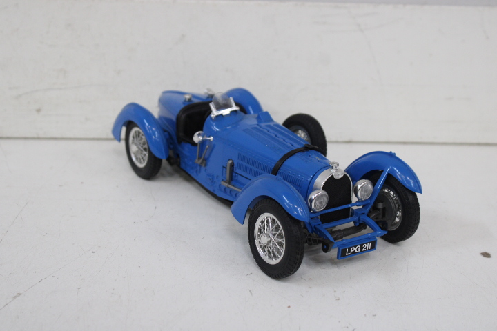 Set van 4 schaalmodel klassieke old-timer auto's – foto 13 – kavel bij GSD Auctions, Zoeterwoude