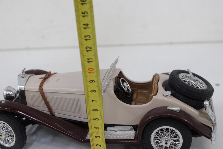 Set van 4 schaalmodel klassieke old-timer auto's – foto 23 – kavel bij GSD Auctions, Zoeterwoude