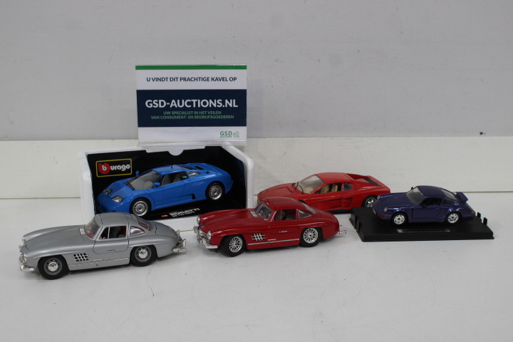 Set modelauto's inclusief Bburago Lamborghini Diablo – foto 2 – kavel bij GSD Auctions, Zoeterwoude