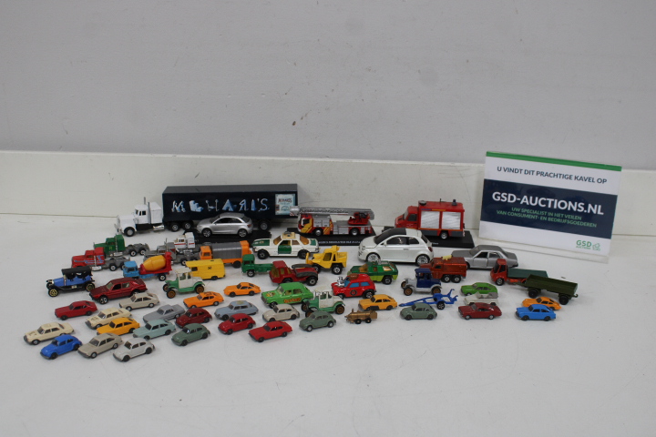 Verzameling modelauto's en miniatuurvoertuigen – foto 2 – kavel bij GSD Auctions, Zoeterwoude