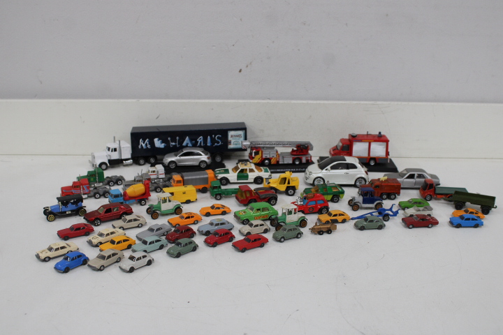 Verzameling modelauto's en miniatuurvoertuigen – foto 4 – kavel bij GSD Auctions, Zoeterwoude