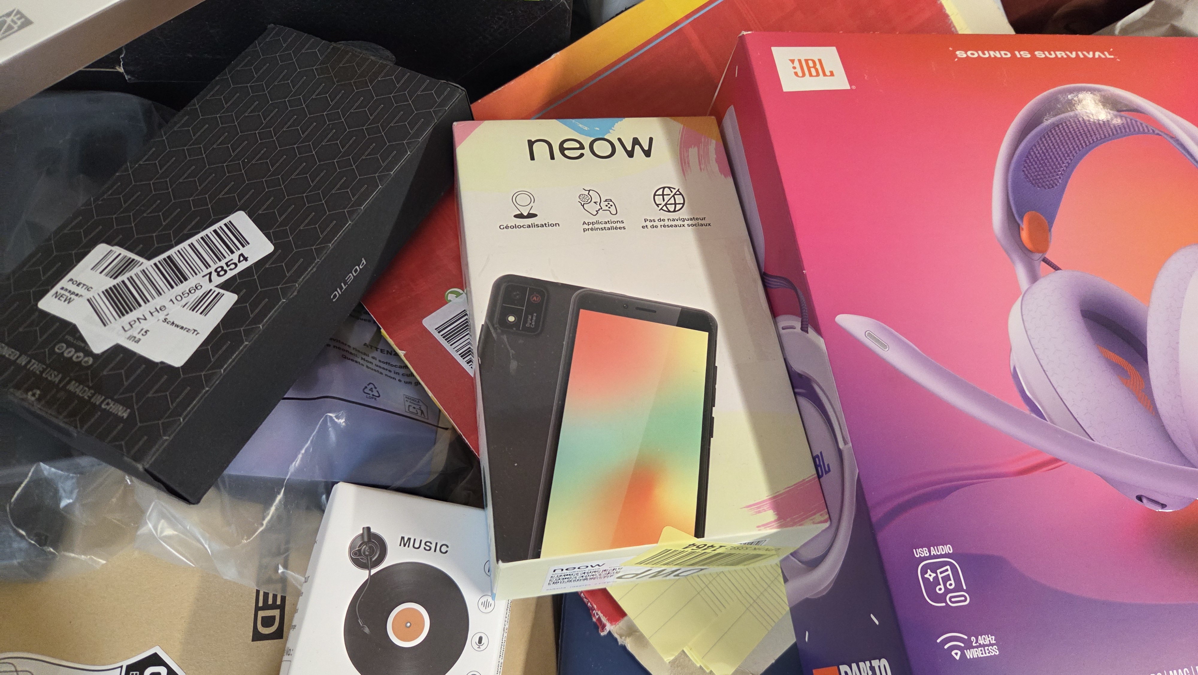 Ongecontroleerde Retouren Pallet (11) – foto 18 – kavel bij GSD Auctions, Zoeterwoude