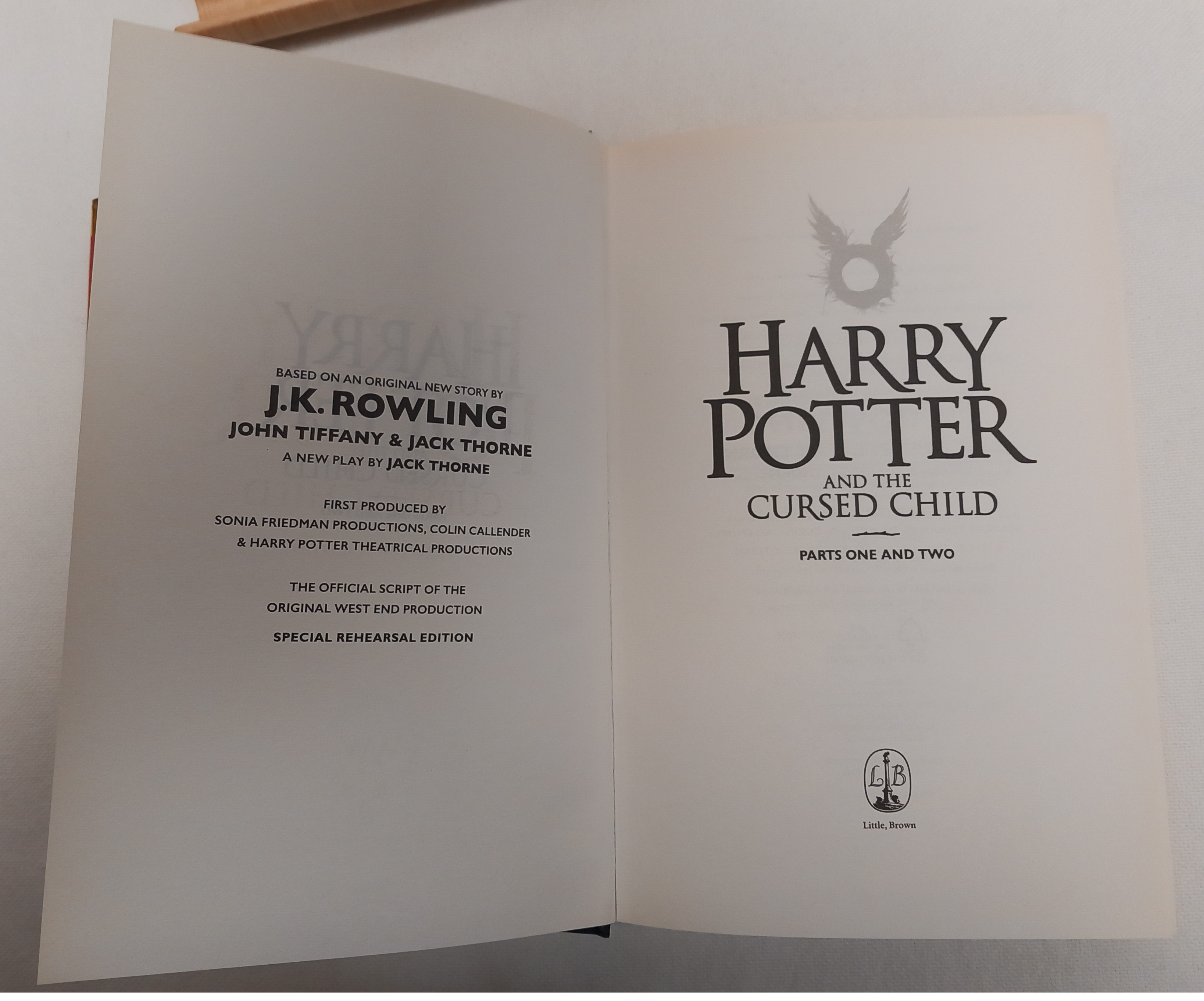 Harry Potter and the cursed child – foto 3 – kavel bij GSD Auctions, Zoeterwoude