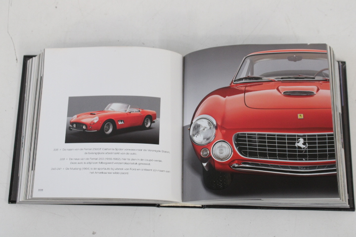 Boek 'Auto's' met rode sportwagen afbeelding' – foto 7 – kavel bij GSD Auctions, Zoeterwoude