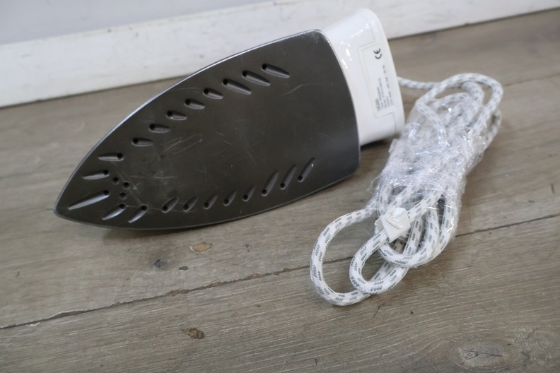 HEMA Stoomstrijkijzer Luxe' – foto 15 – kavel bij GSD Auctions, Zoeterwoude