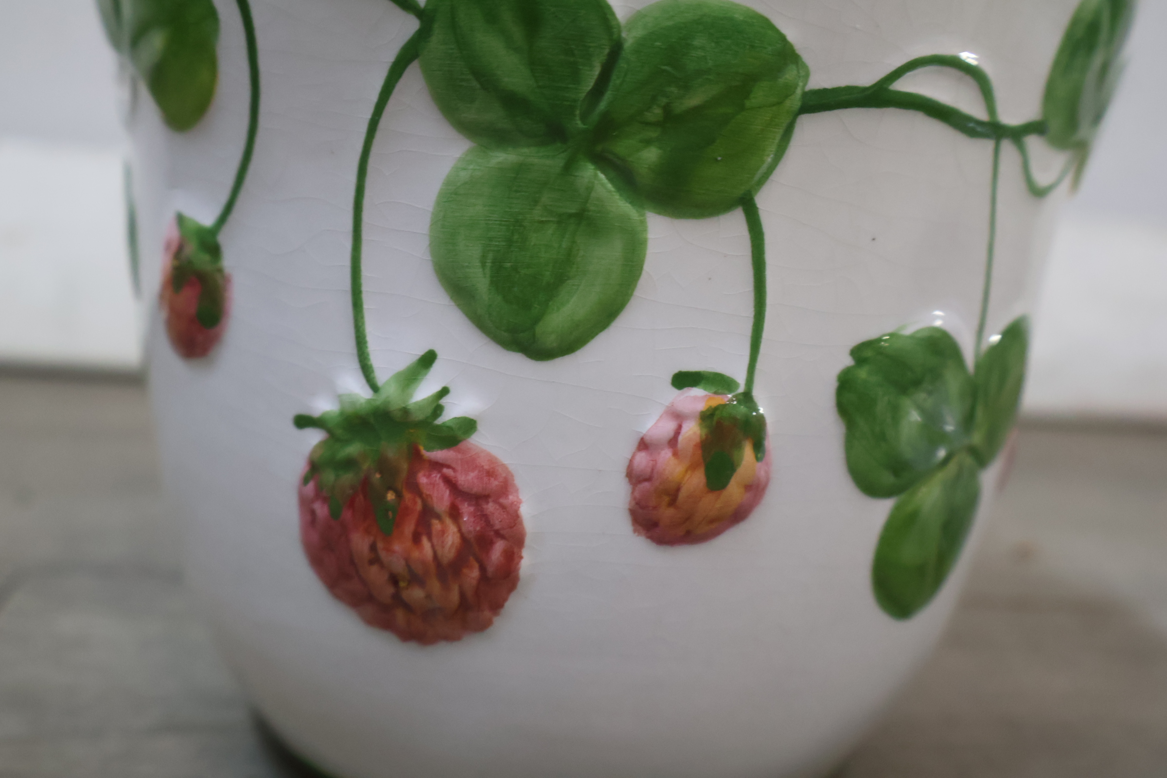 Porseleinen theepot en bloempot' – foto 11 – kavel bij GSD Auctions, Zoeterwoude