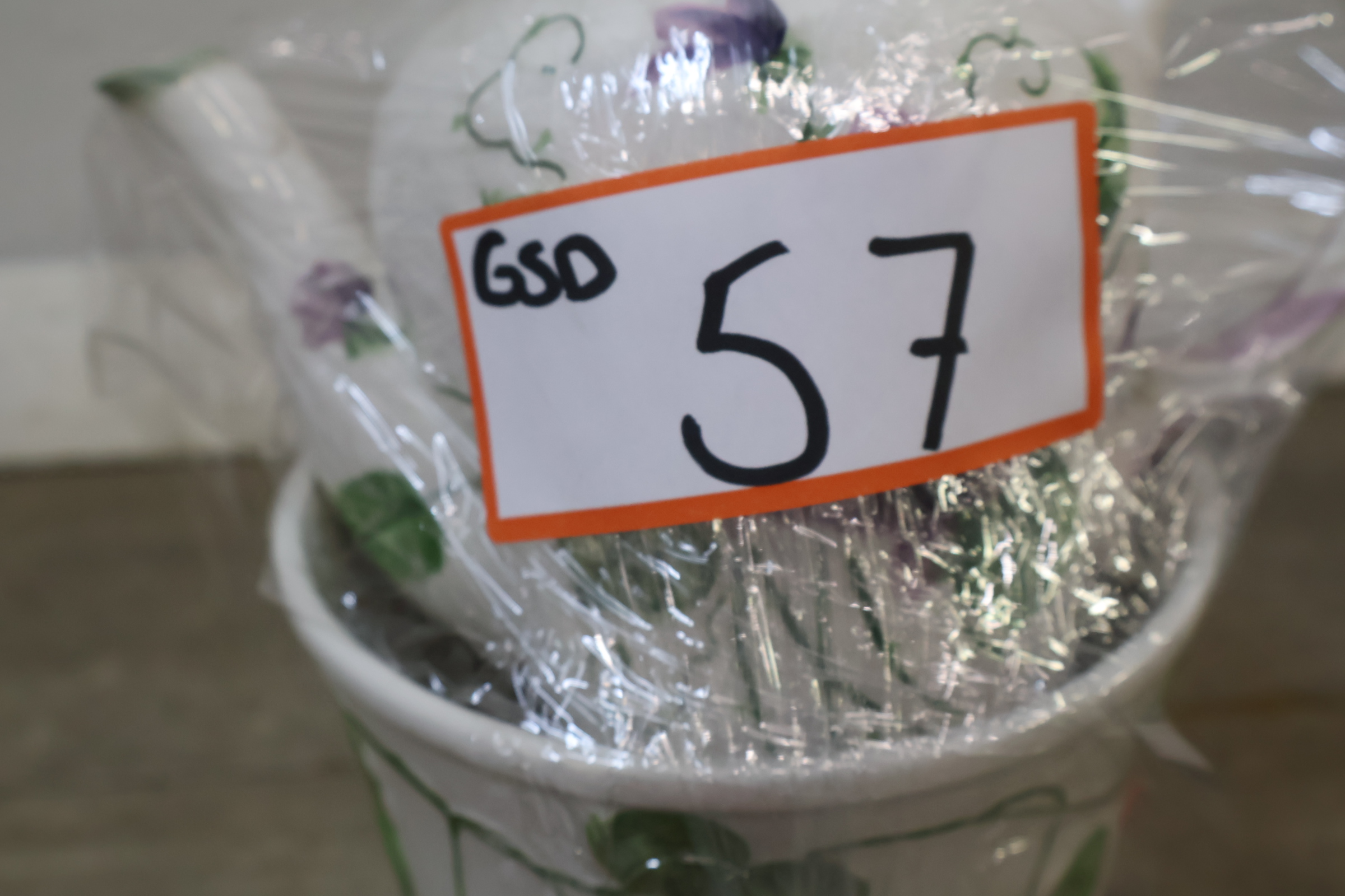 Porseleinen theepot en bloempot' – foto 18 – kavel bij GSD Auctions, Zoeterwoude