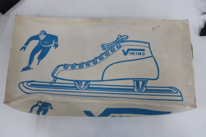 Viking schaatsen (noren) met beschermers' – foto 3 – kavel bij GSD Auctions, Zoeterwoude
