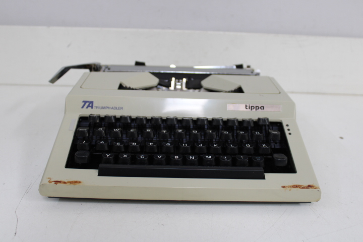 Toshiba typemachine' – foto 11 – kavel bij GSD Auctions, Zoeterwoude