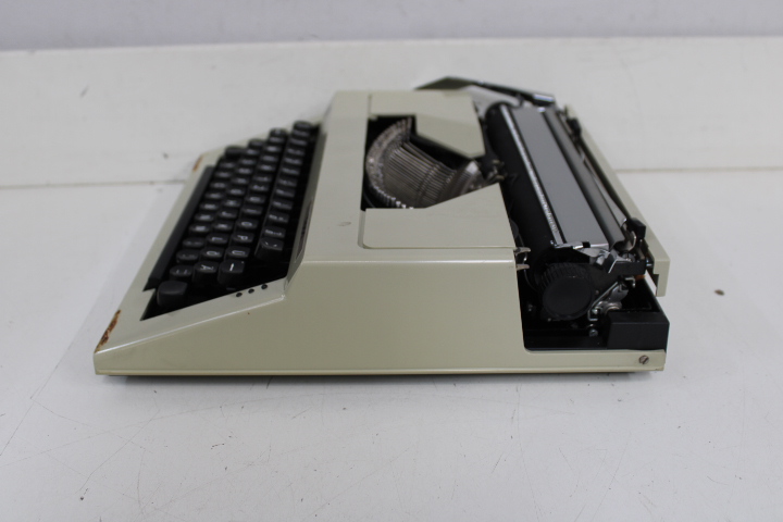 Toshiba typemachine' – foto 12 – kavel bij GSD Auctions, Zoeterwoude